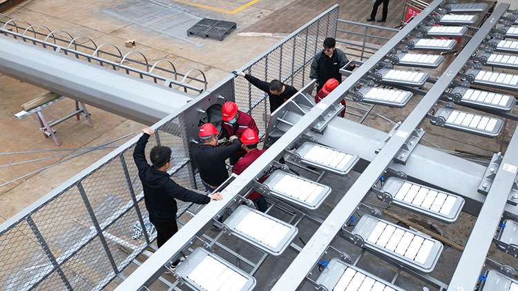 High Mast Pole 6 LED Hight Mast Pole Prodution Line 6