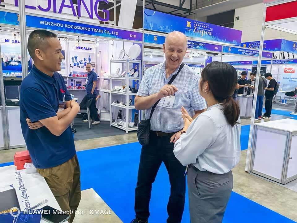 Traffic Signal Light